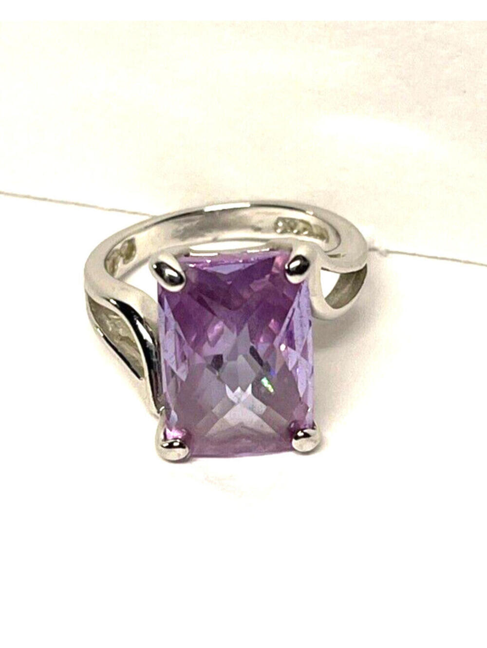 Modernist Rectangular LIGHT Amethyst Faux Stone 925 Silver Ring - Size 6.25